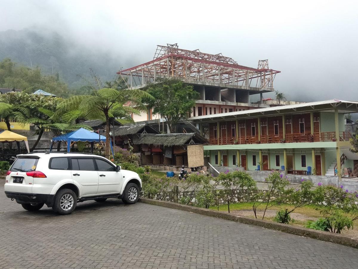 Penginapan Puncak Dp Berastagi Exterior photo