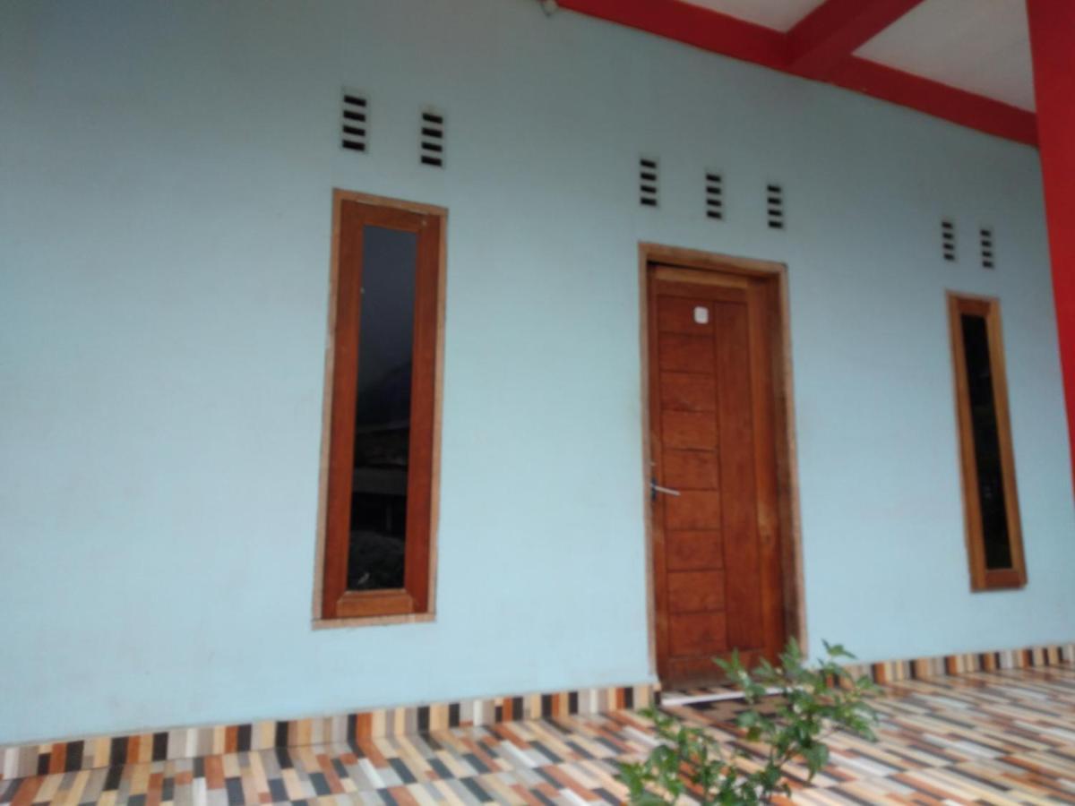 Penginapan Puncak Dp Berastagi Exterior photo